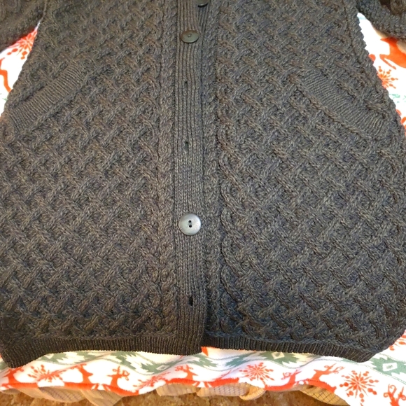 *Sale* NWOT Merino Cross Over Neck Aran Cardigan - Picture 5 of 12